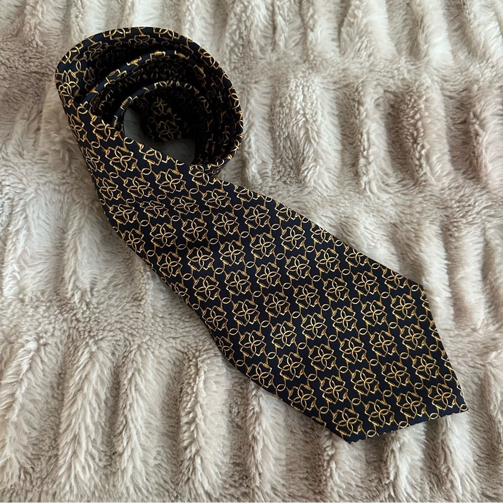 Bert Pulitzer Navy Gold Geometric Silk Tie Made in USA - Picture 7 of 7